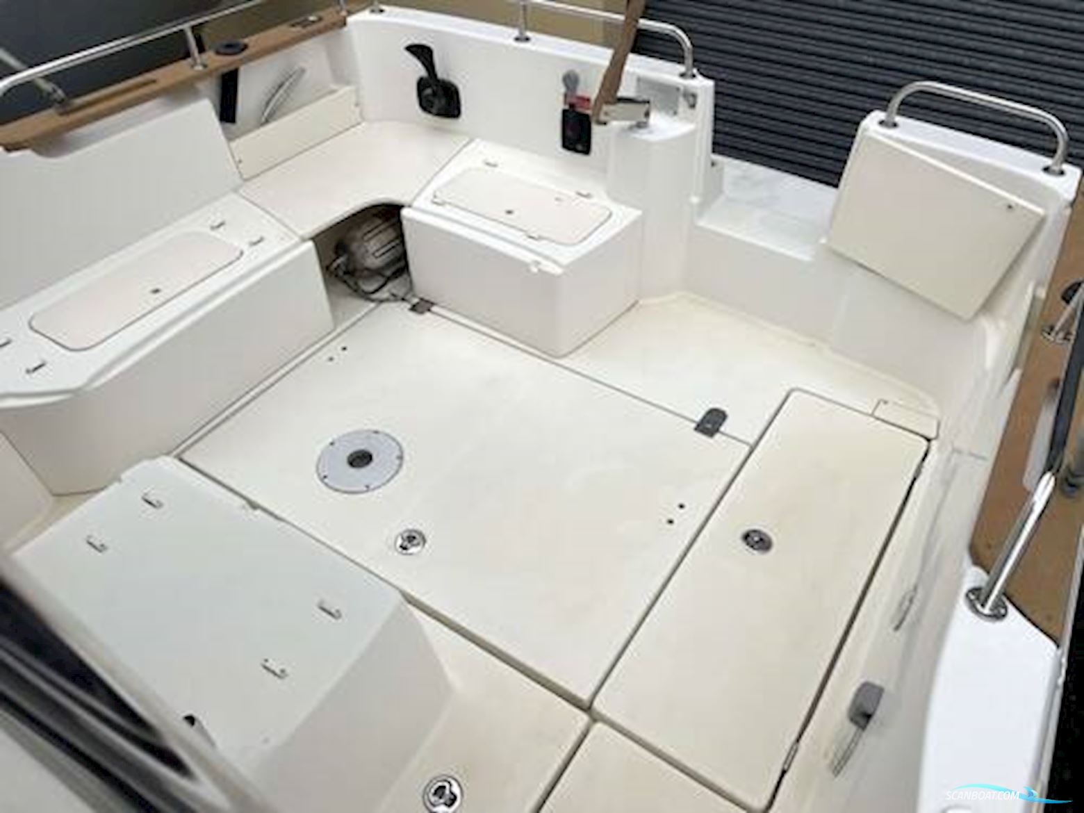 Jeanneau Merry Fisher 705