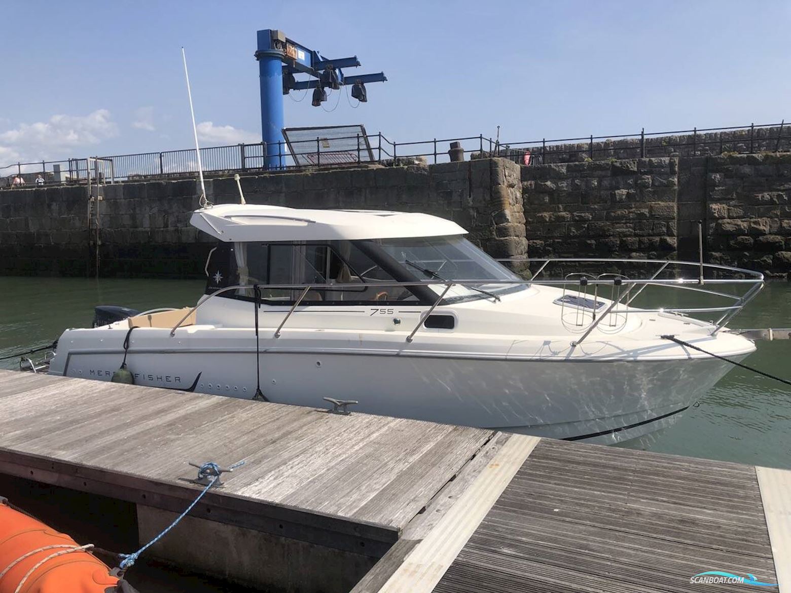 Jeanneau Merry Fisher 755 Motorboten 2013, met Suzuki DF150 motor, United Kingdom