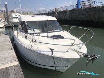 Jeanneau Merry Fisher 755 Motorboten 2013, met Suzuki DF150 motor, United Kingdom