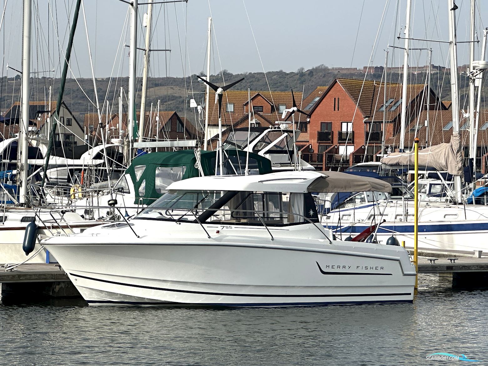 Jeanneau Merry Fisher 755 Motorboten 2014, met Evinrude motor, United Kingdom