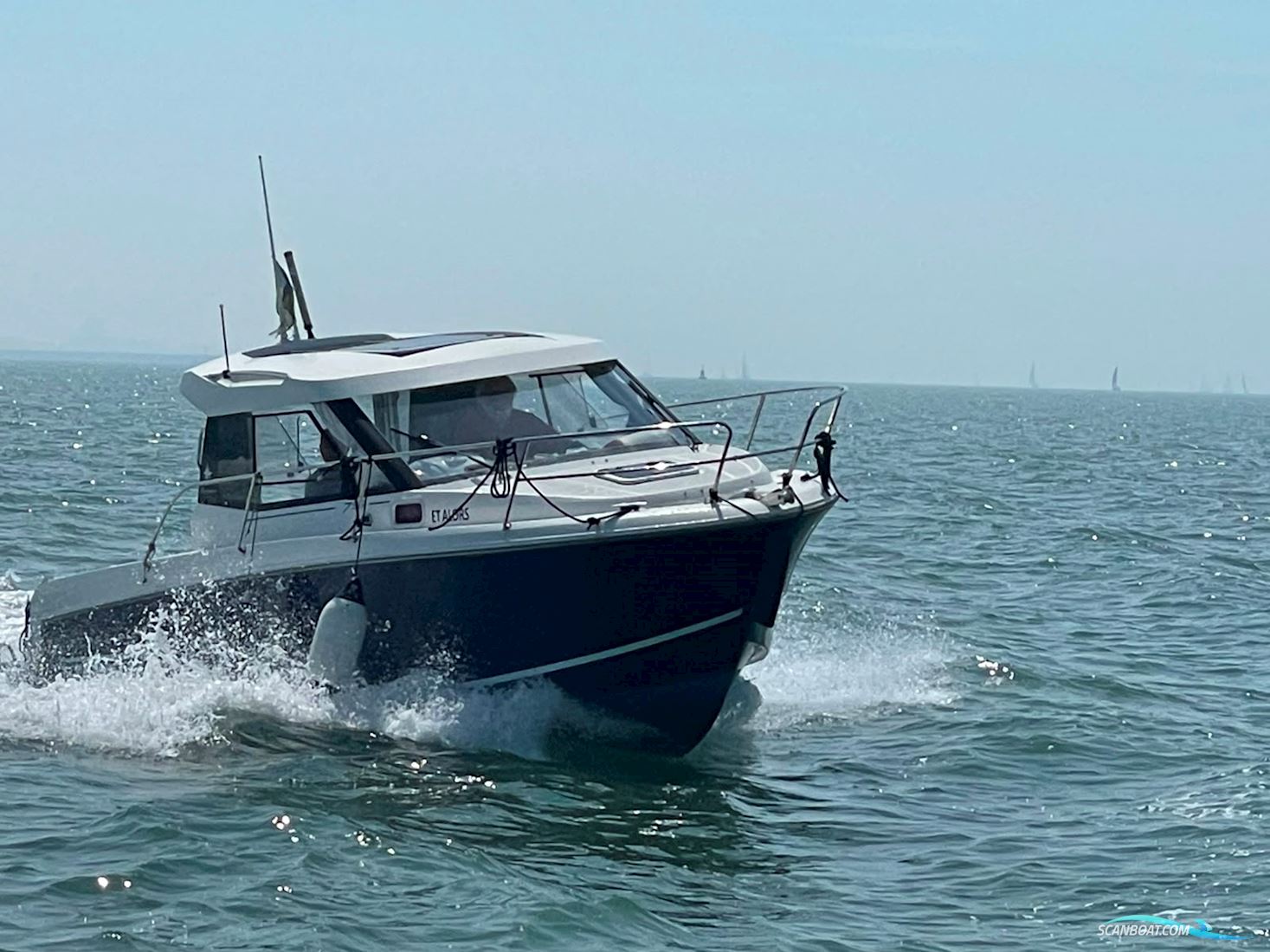 Jeanneau Merry Fisher 755