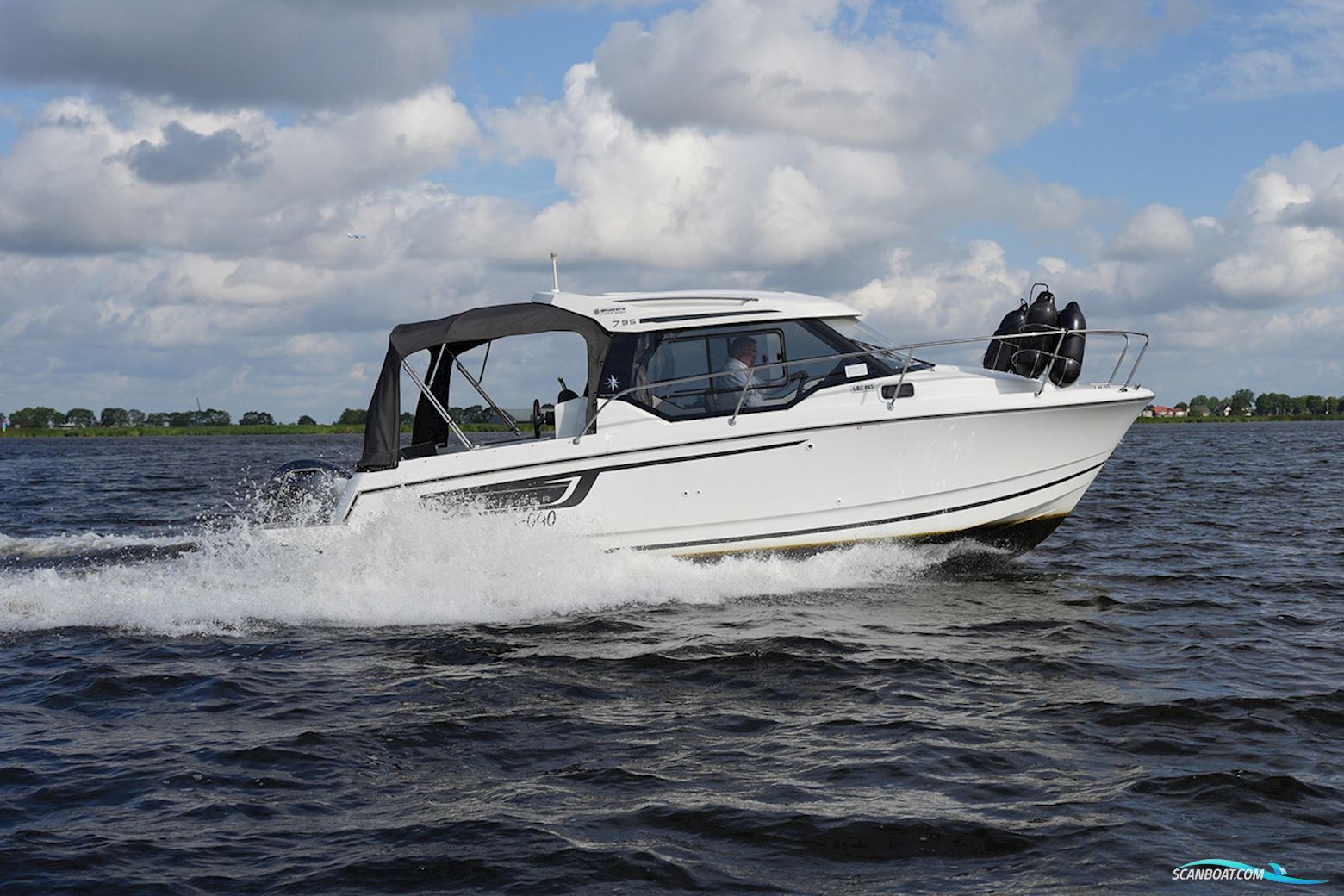 Jeanneau Merry Fisher 795 (Nordic)