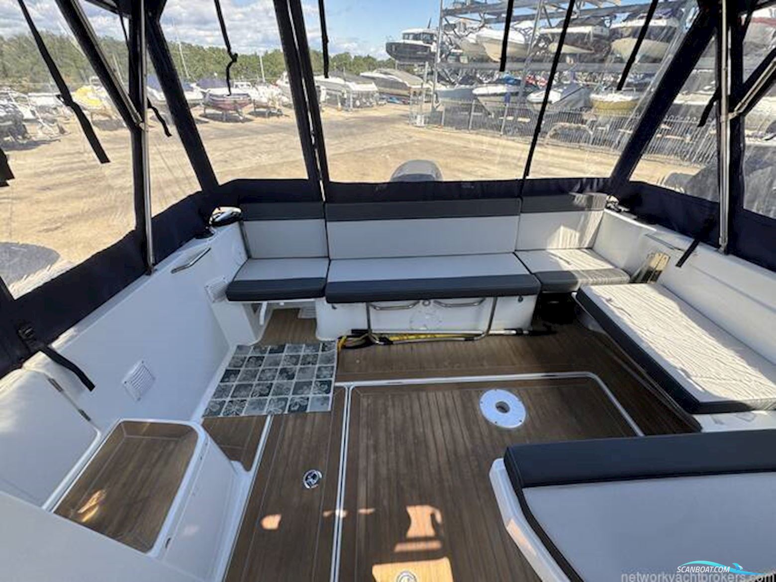 Jeanneau Merry Fisher 795