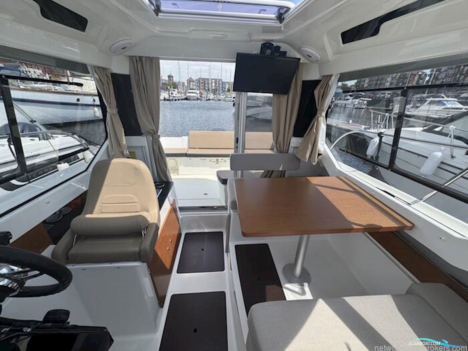 Jeanneau Merry Fisher 795