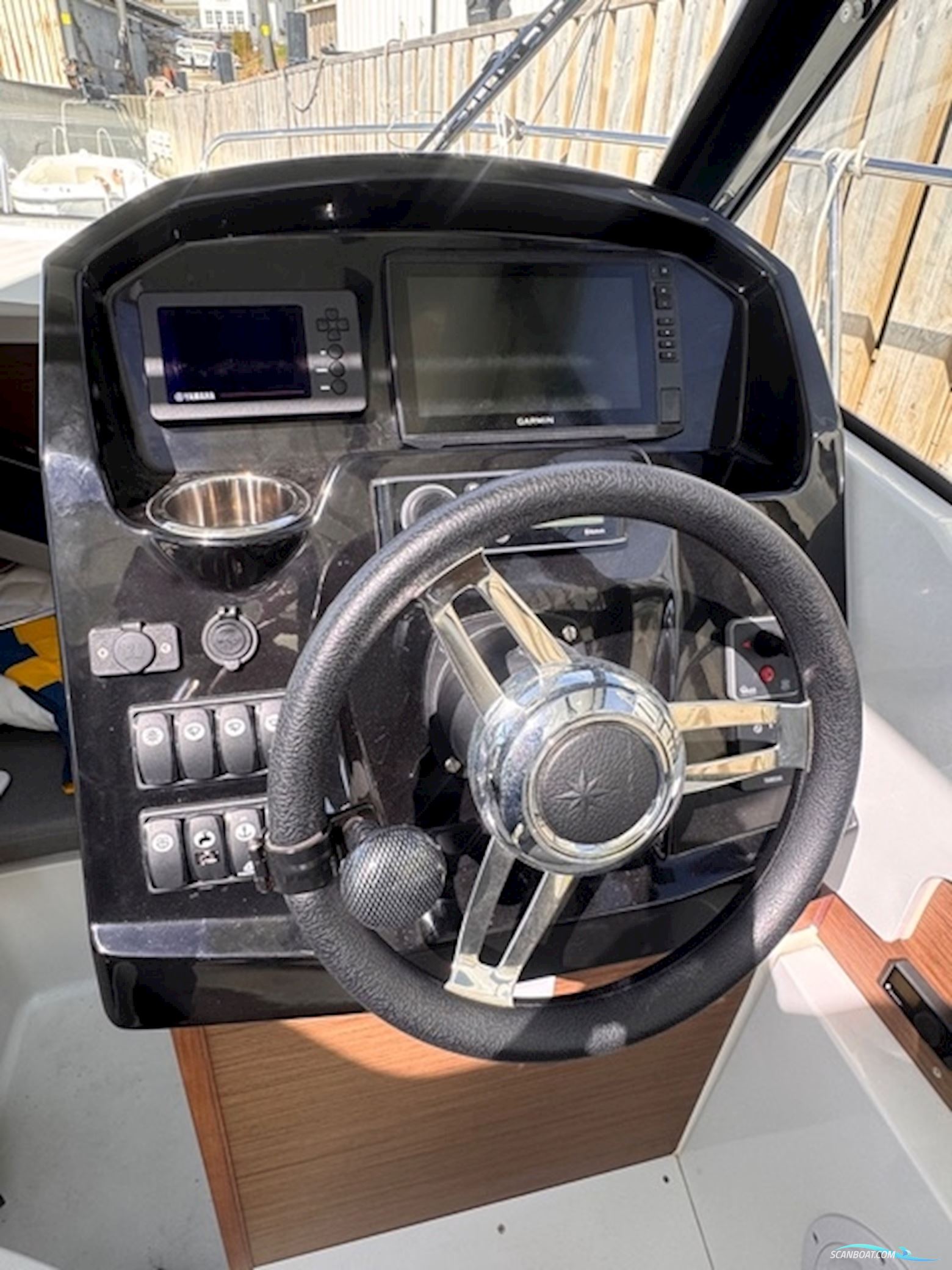 Jeanneau Merry Fisher 795