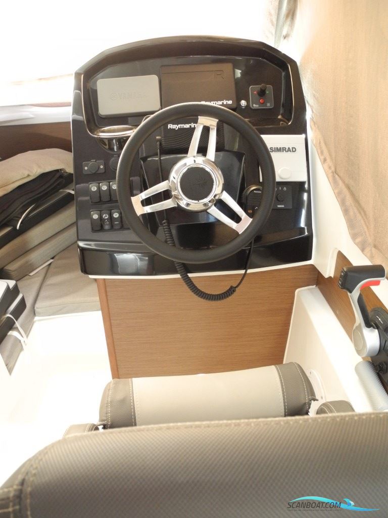Jeanneau Merry Fisher 795