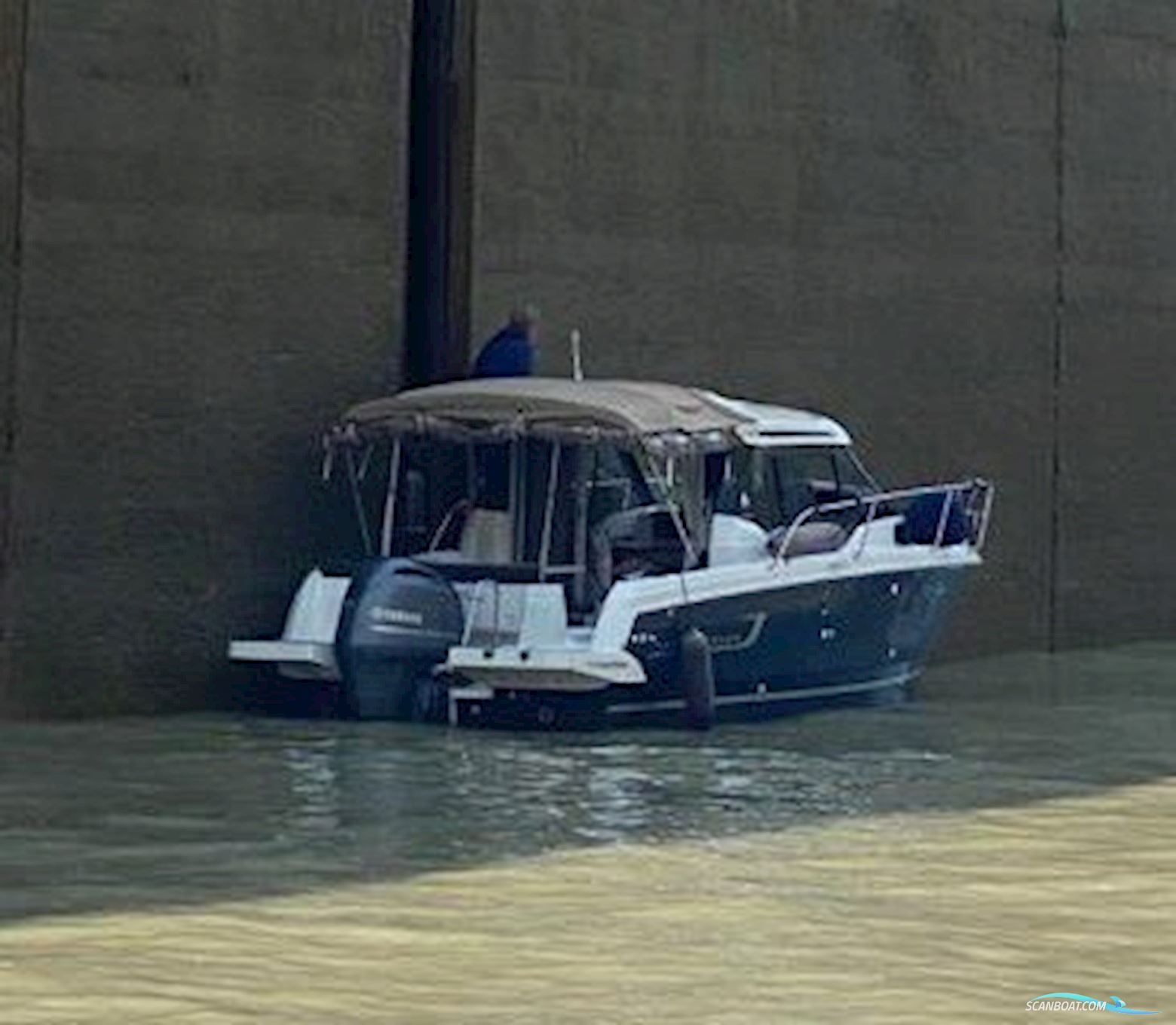 Jeanneau Merry Fisher 795