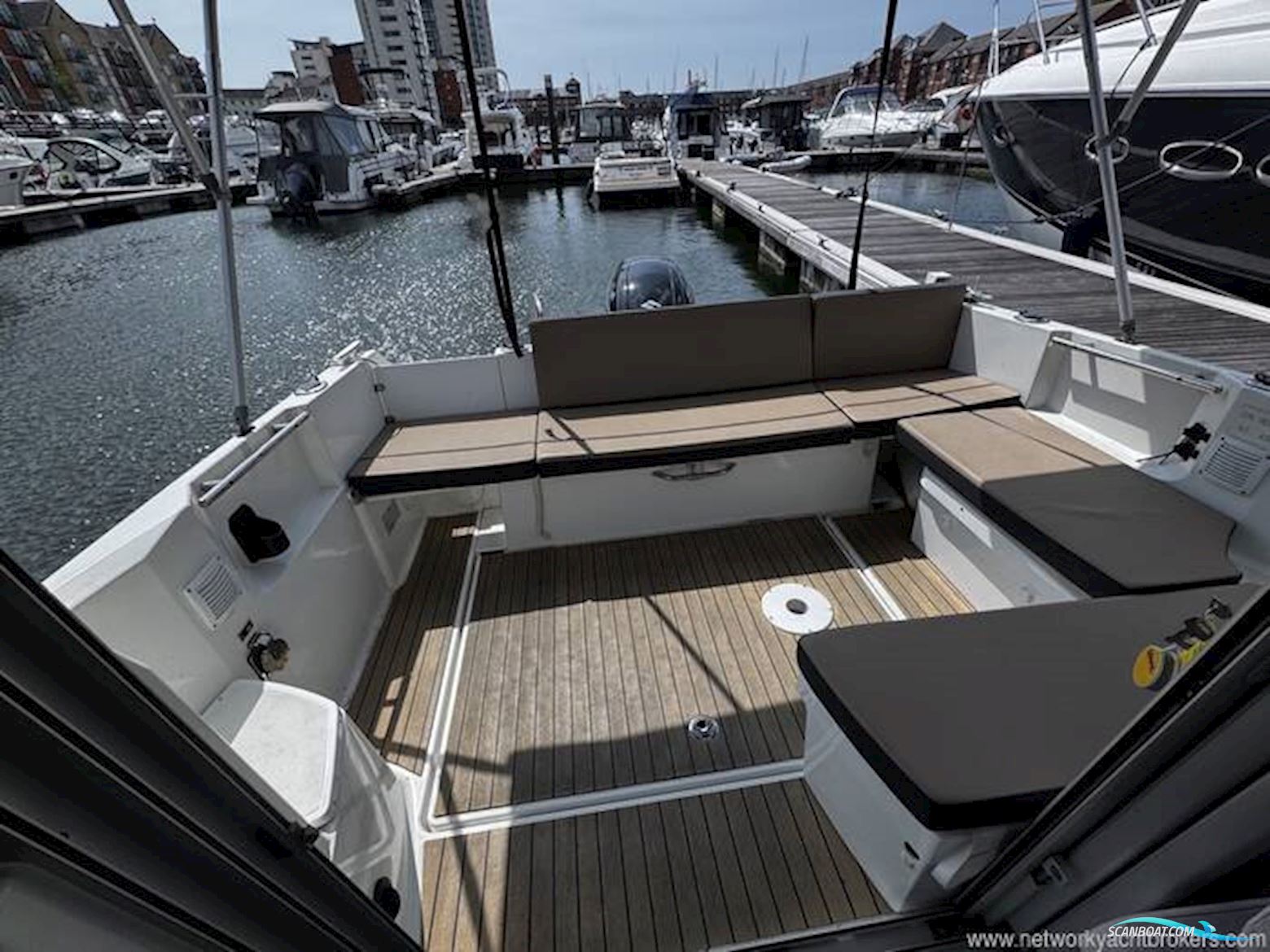 Jeanneau Merry Fisher 795