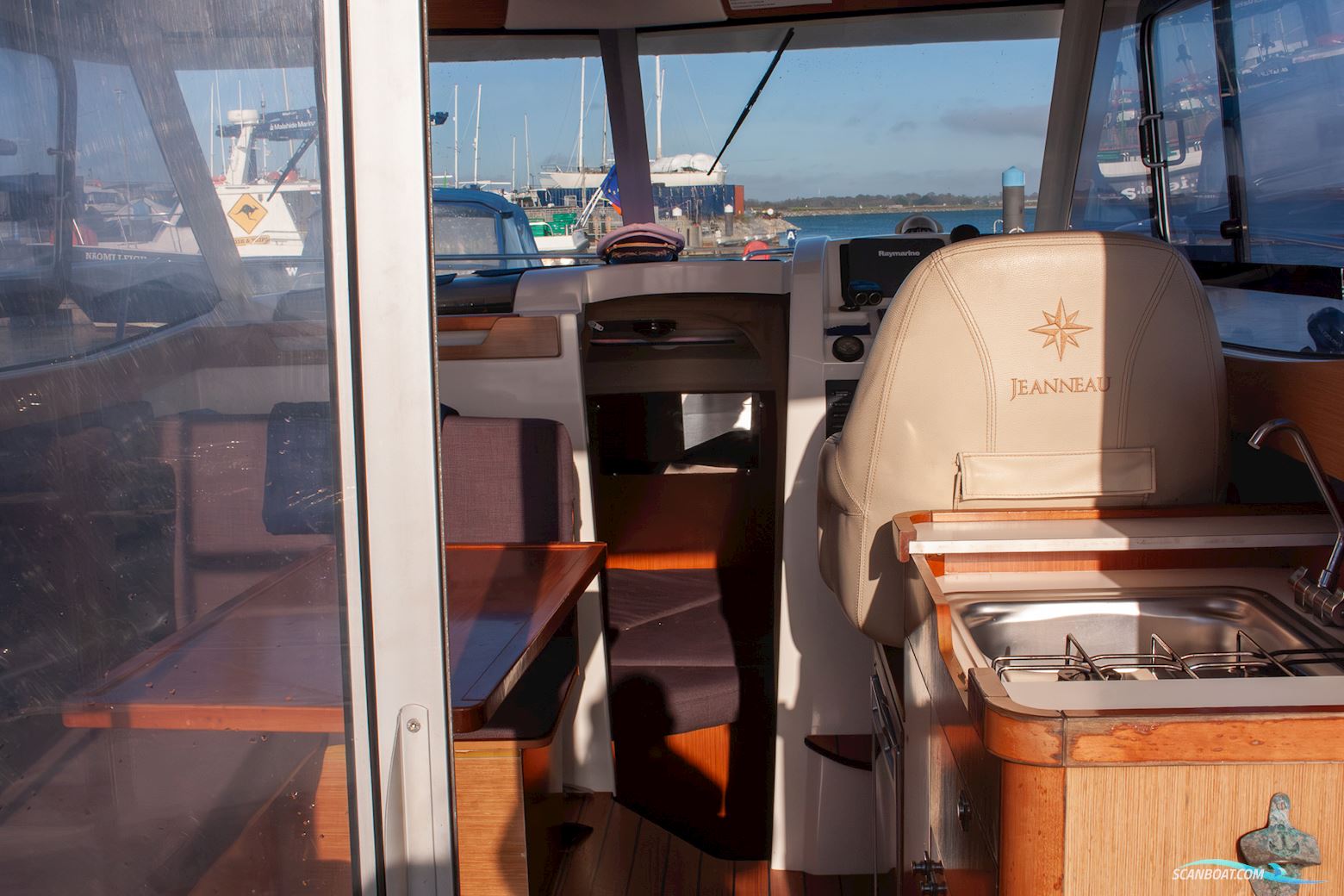 Jeanneau Merry Fisher 815