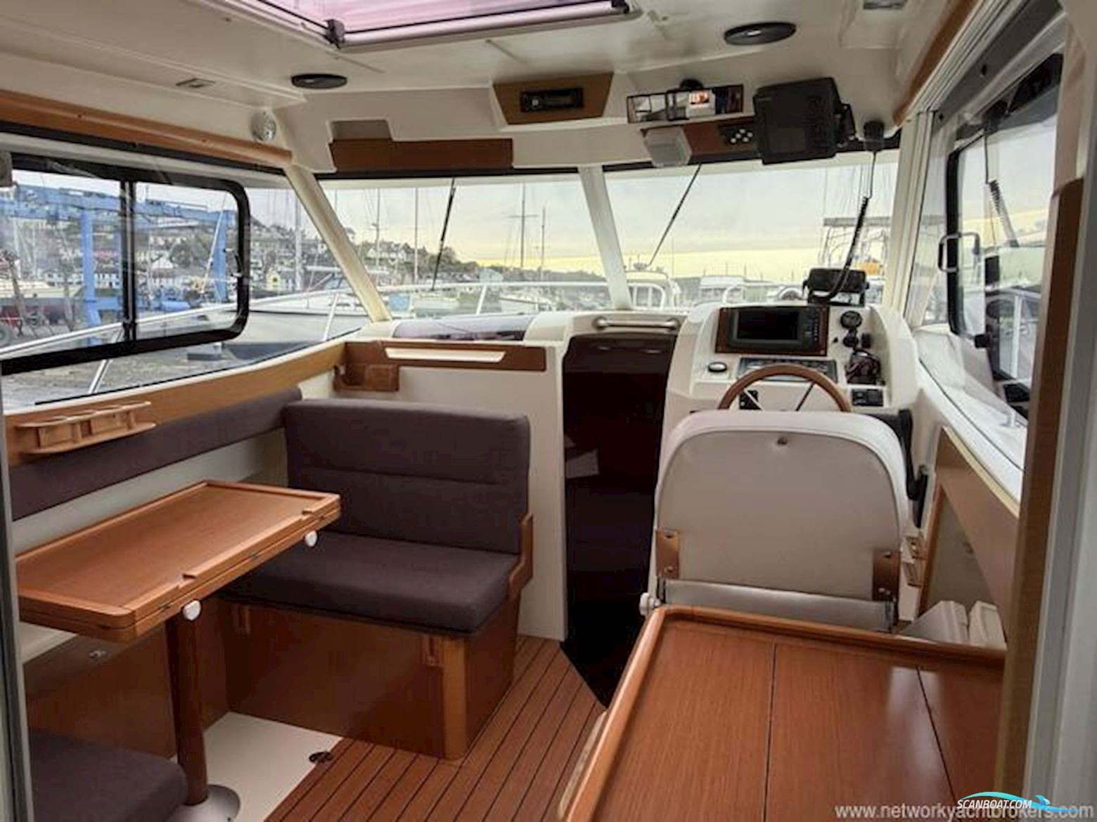 Jeanneau Merry Fisher 815