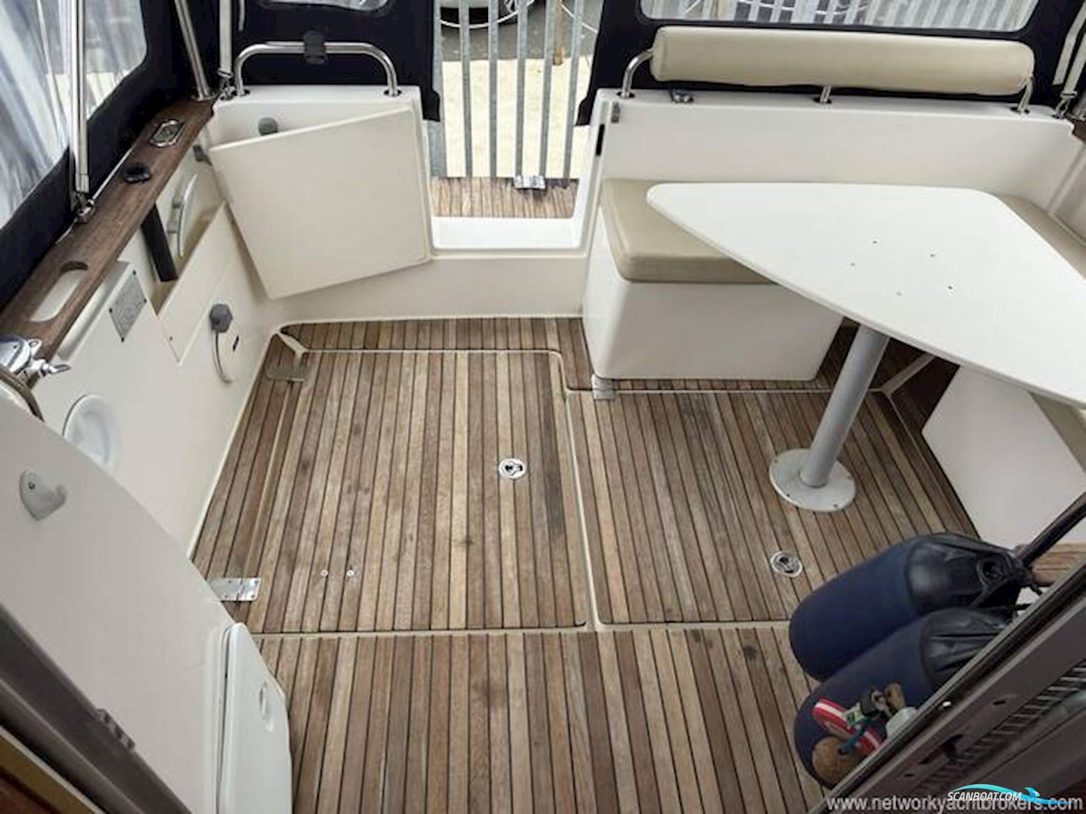 Jeanneau Merry Fisher 815