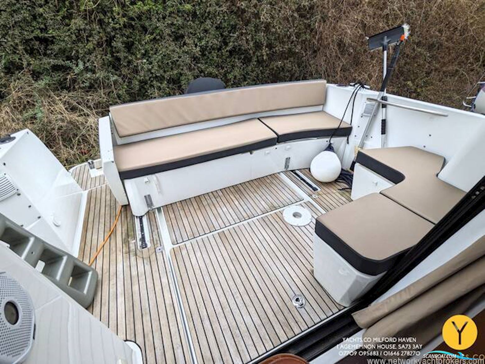 Jeanneau Merry Fisher 855