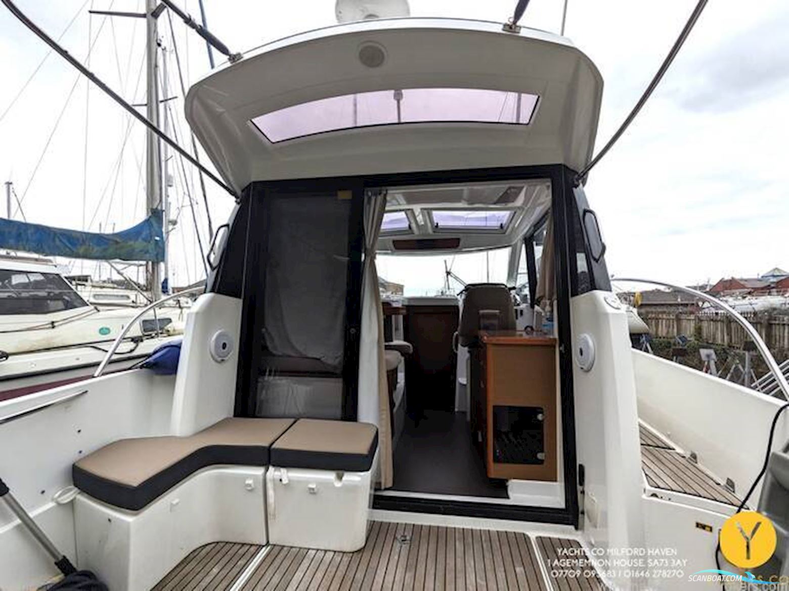 Jeanneau Merry Fisher 855