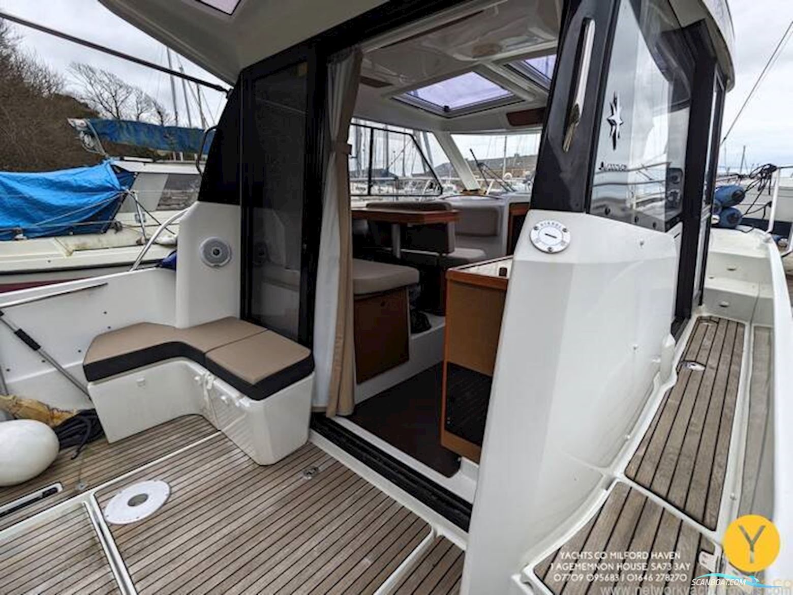 Jeanneau Merry Fisher 855