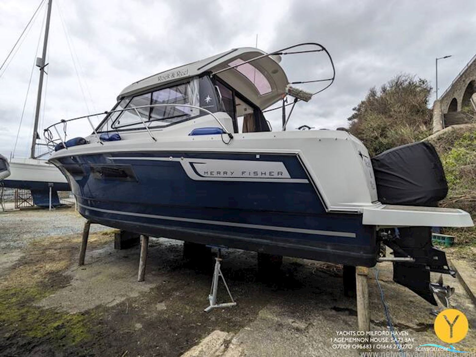 Jeanneau Merry Fisher 855