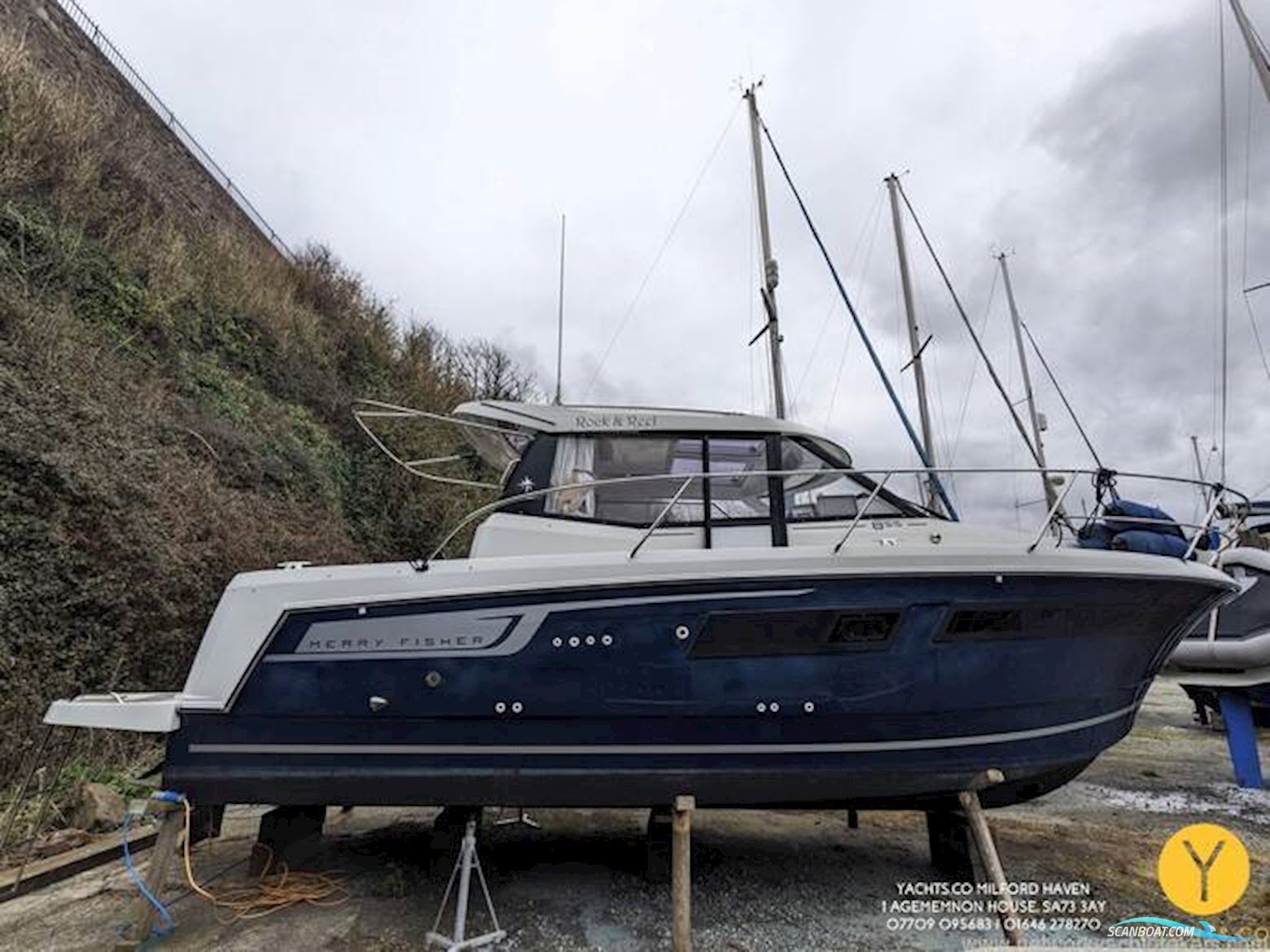 Jeanneau Merry Fisher 855