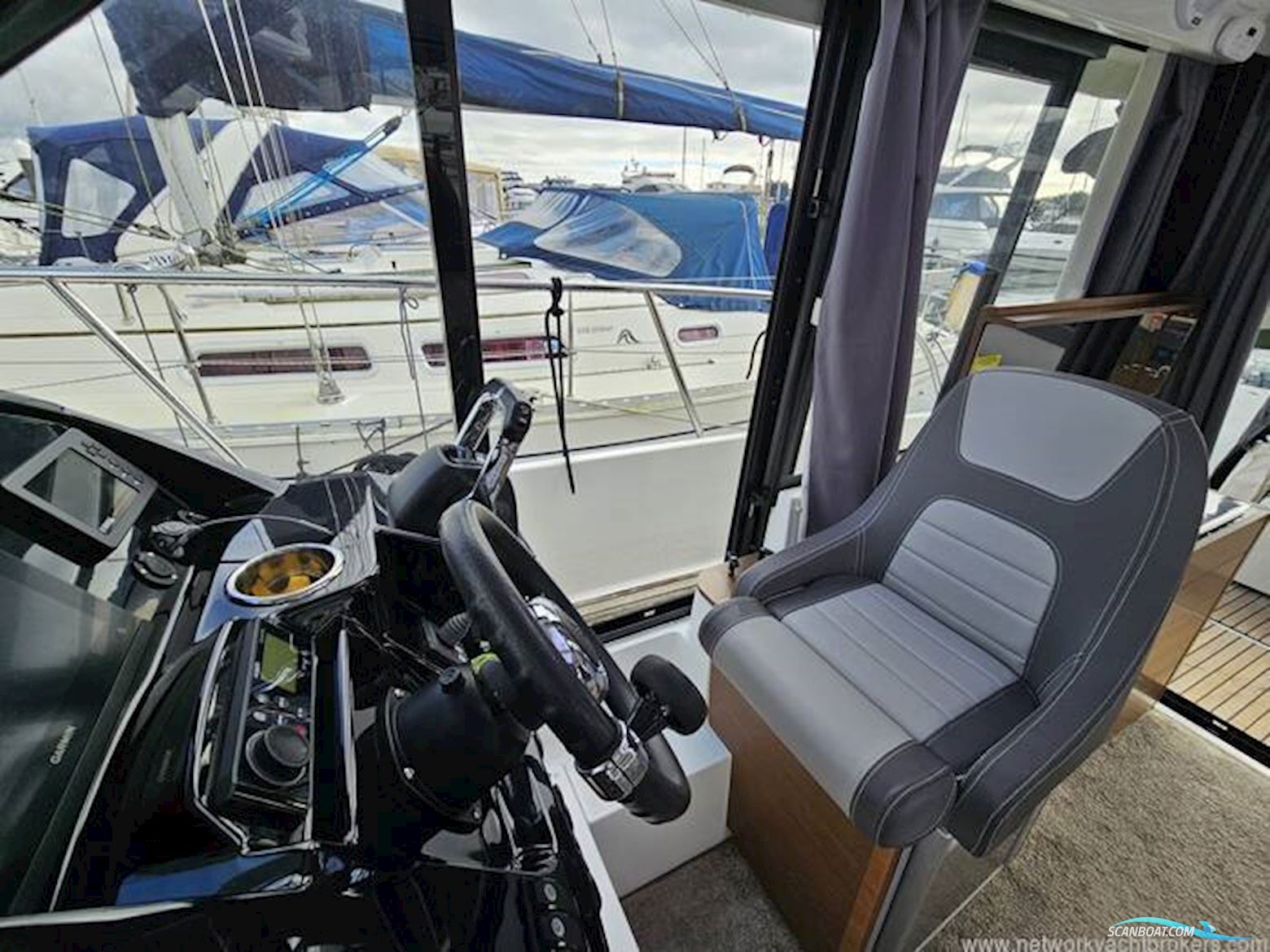 Jeanneau Merry Fisher 895 Offshore