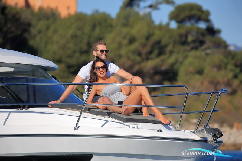 Jeanneau Merry Fisher 895