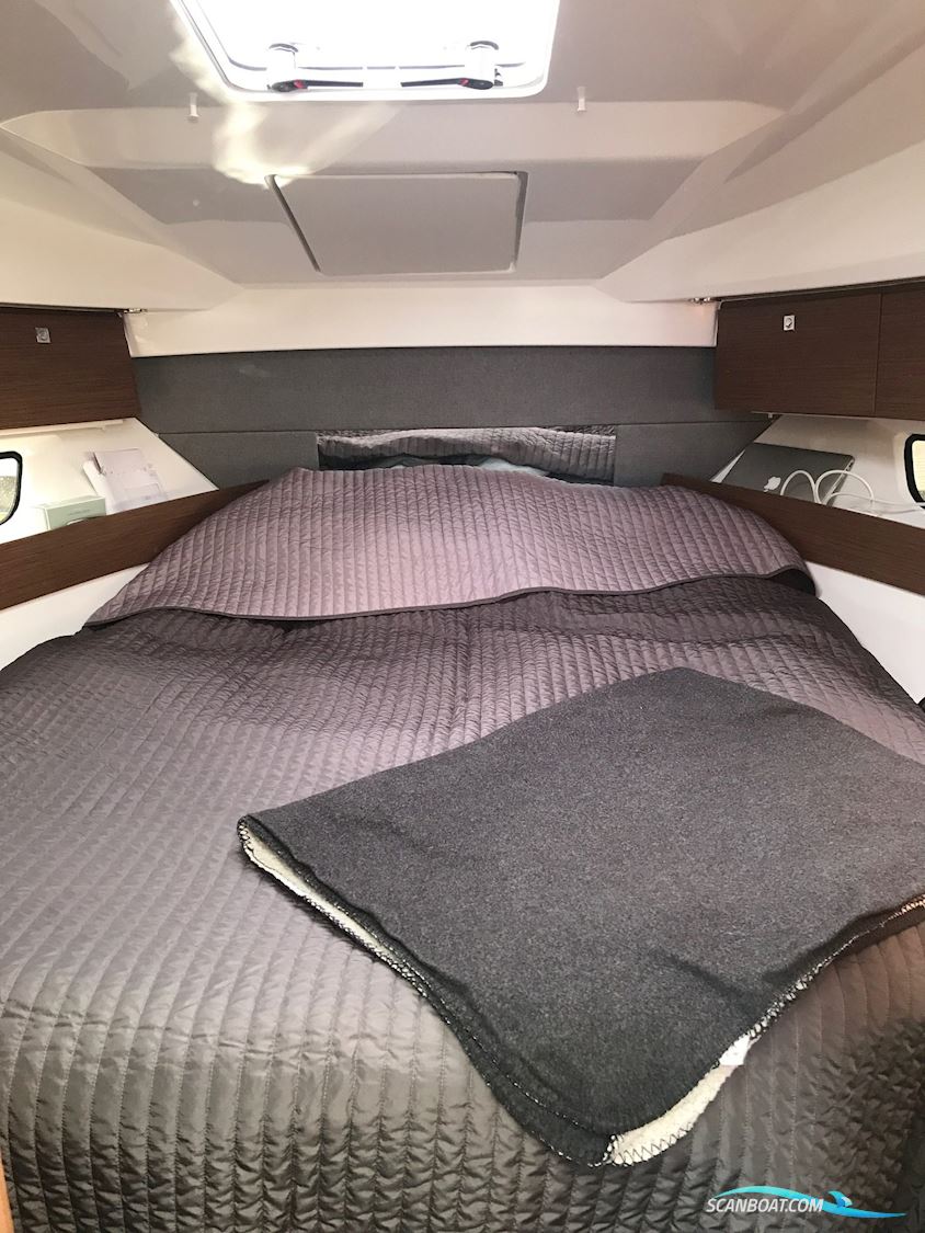 Jeanneau Merry Fisher 895