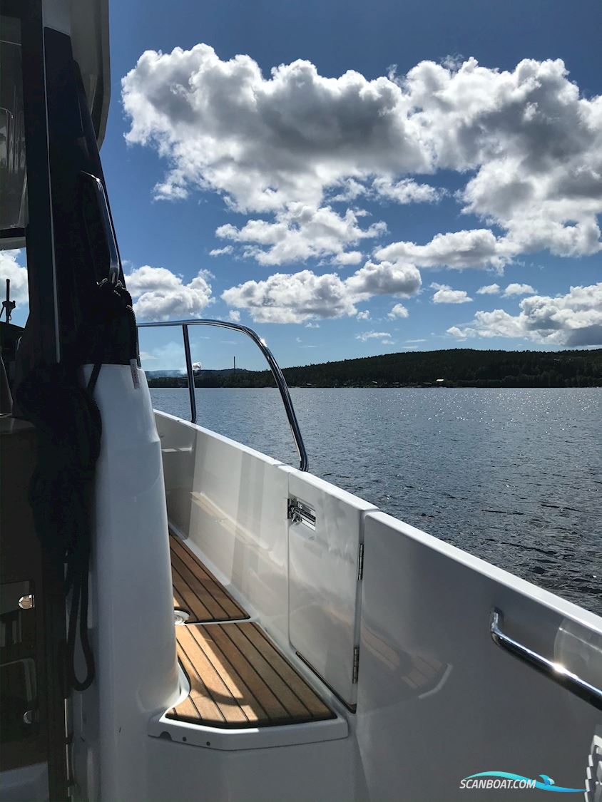 Jeanneau Merry Fisher 895