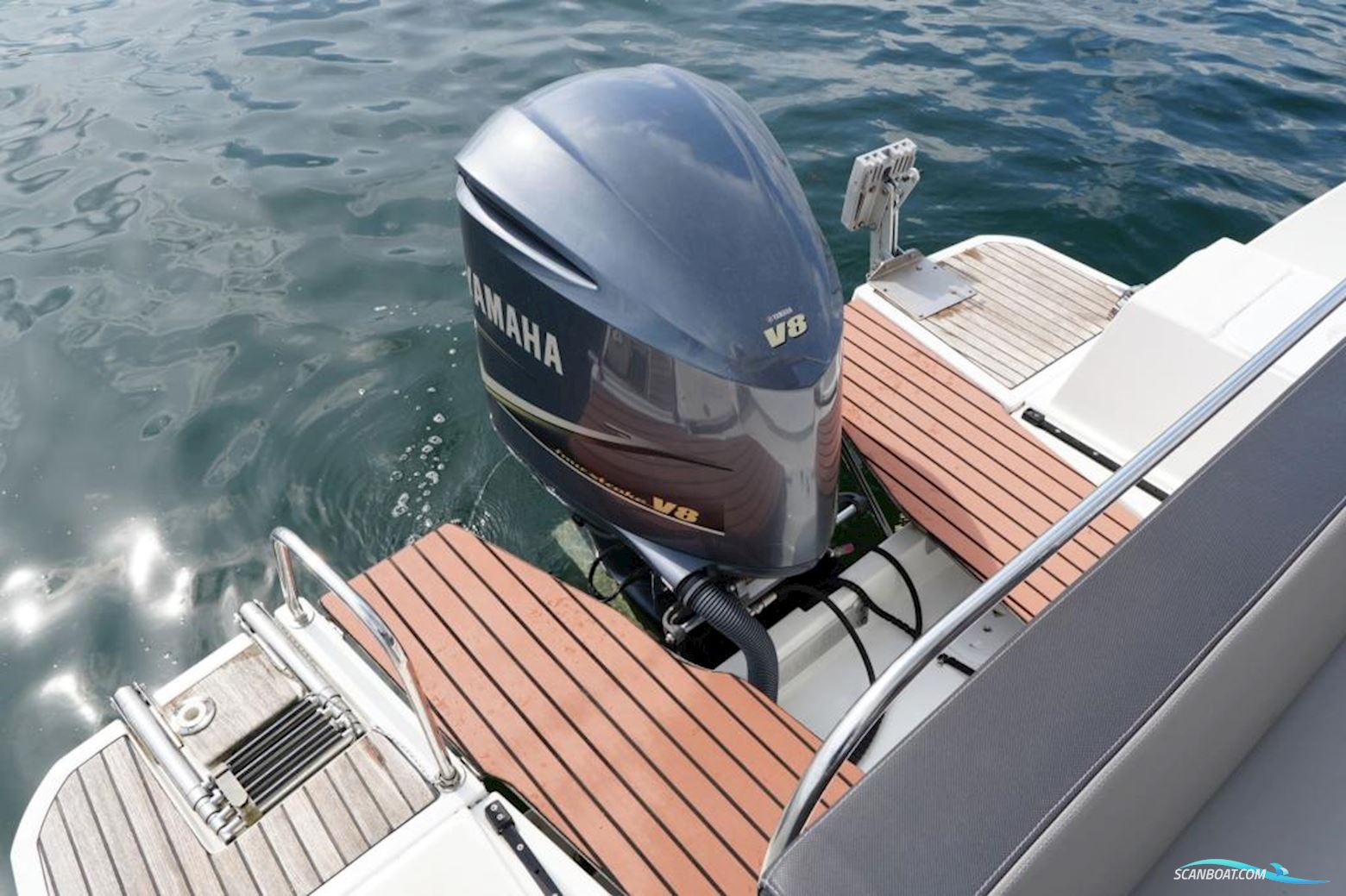 Jeanneau Merry Fisher 895