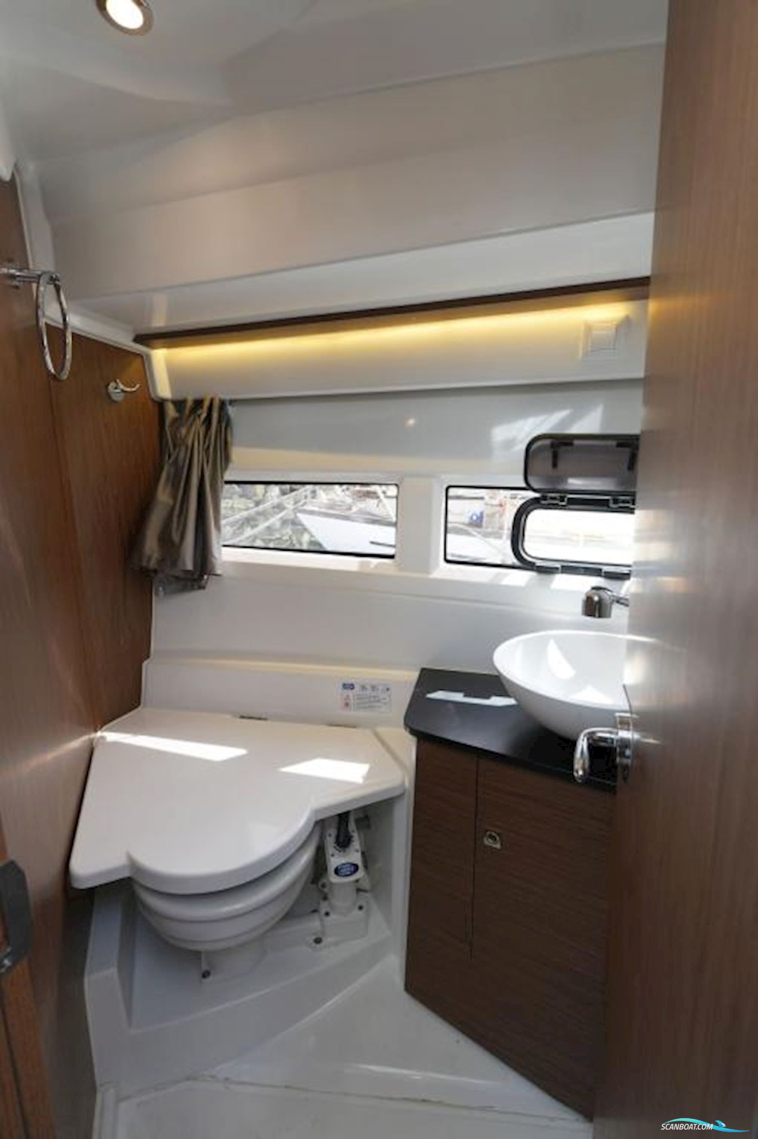 Jeanneau Merry Fisher 895