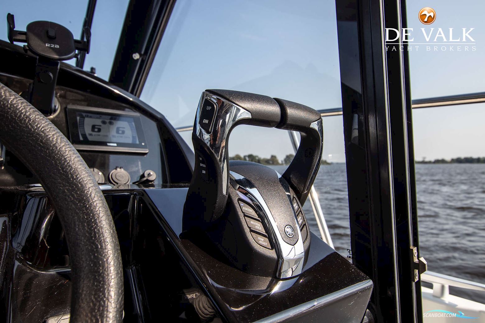 Jeanneau Merry Fisher 895