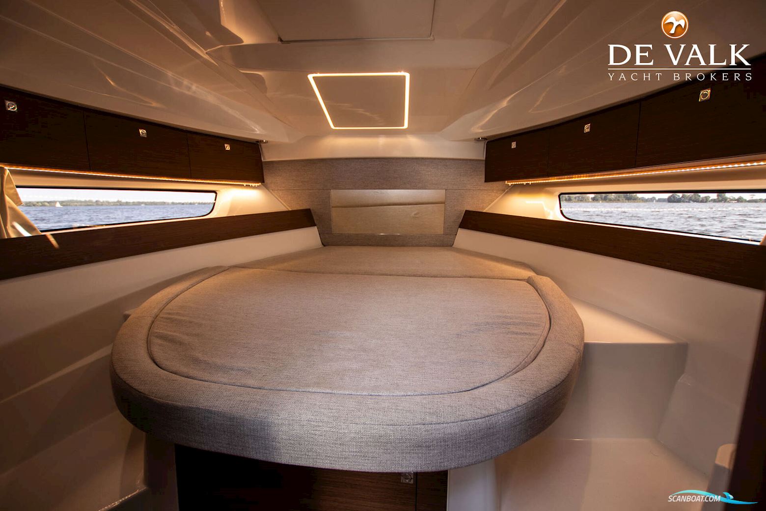 Jeanneau Merry Fisher 895