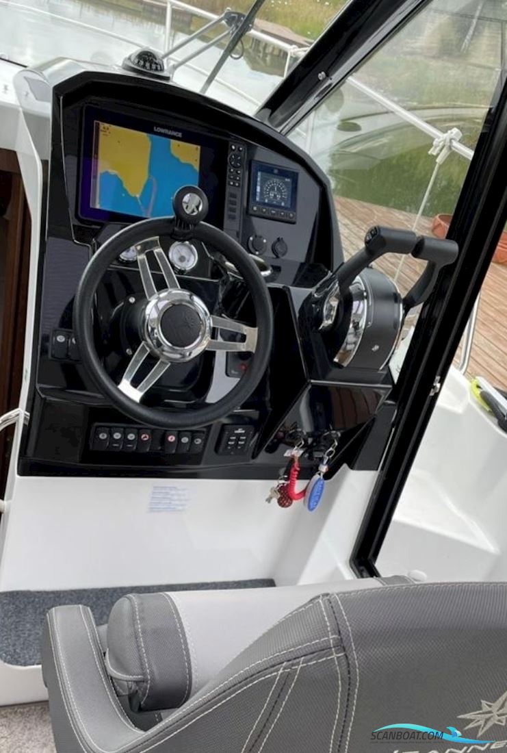 Jeanneau Merry Fisher 895