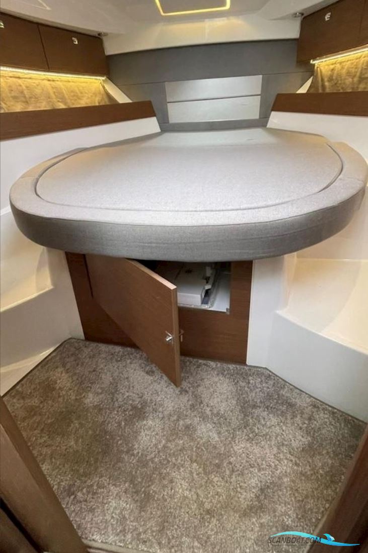 Jeanneau Merry Fisher 895