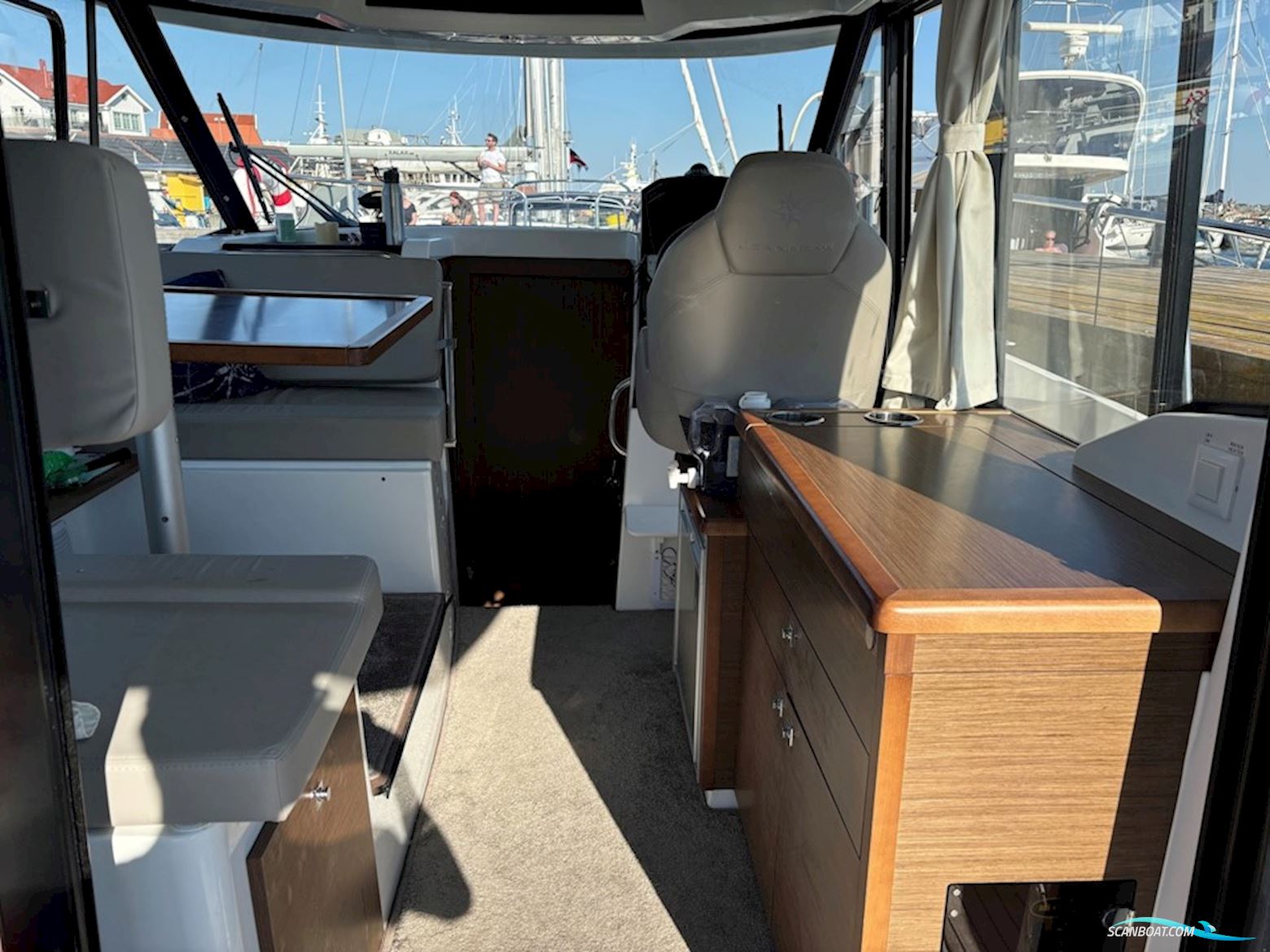 Jeanneau Merry Fisher 895