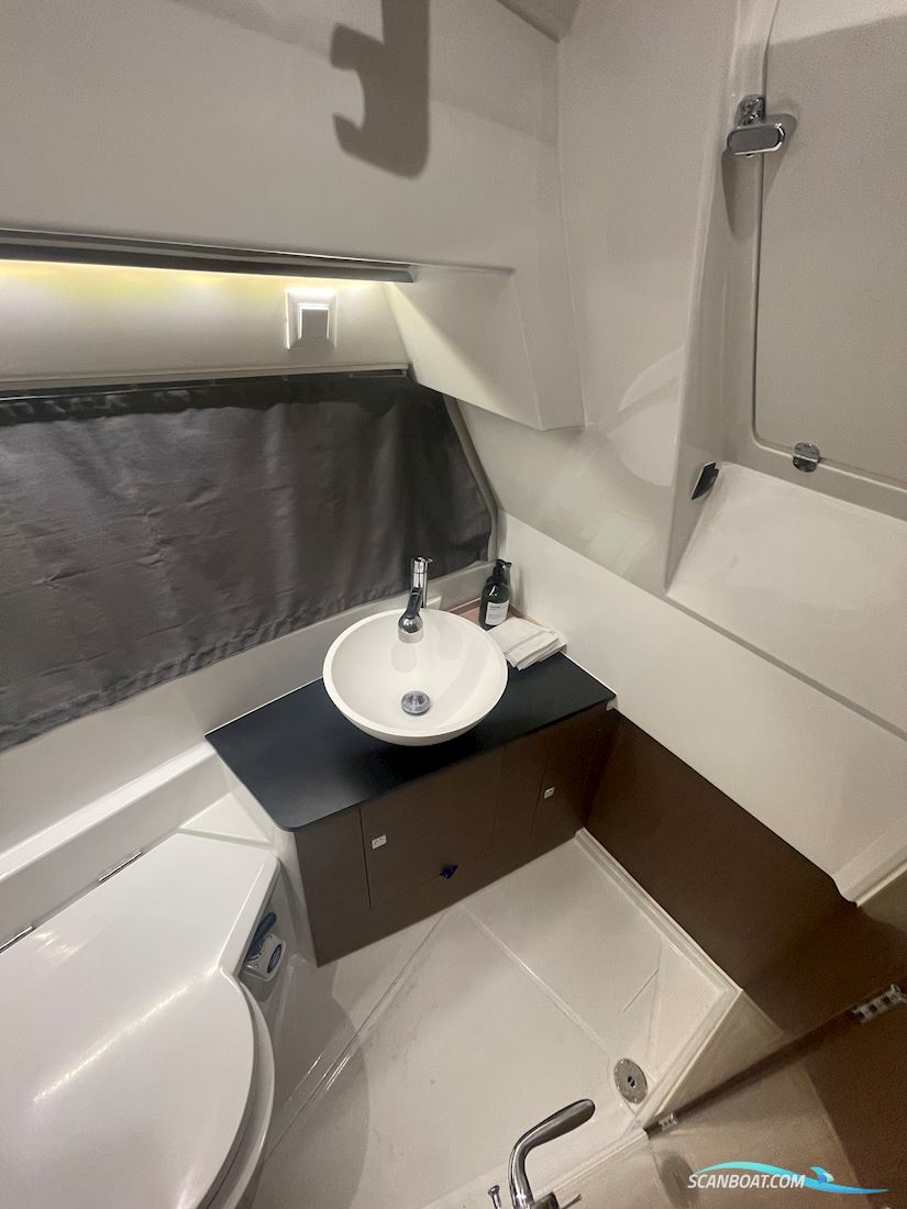 Jeanneau Merry Fisher 895