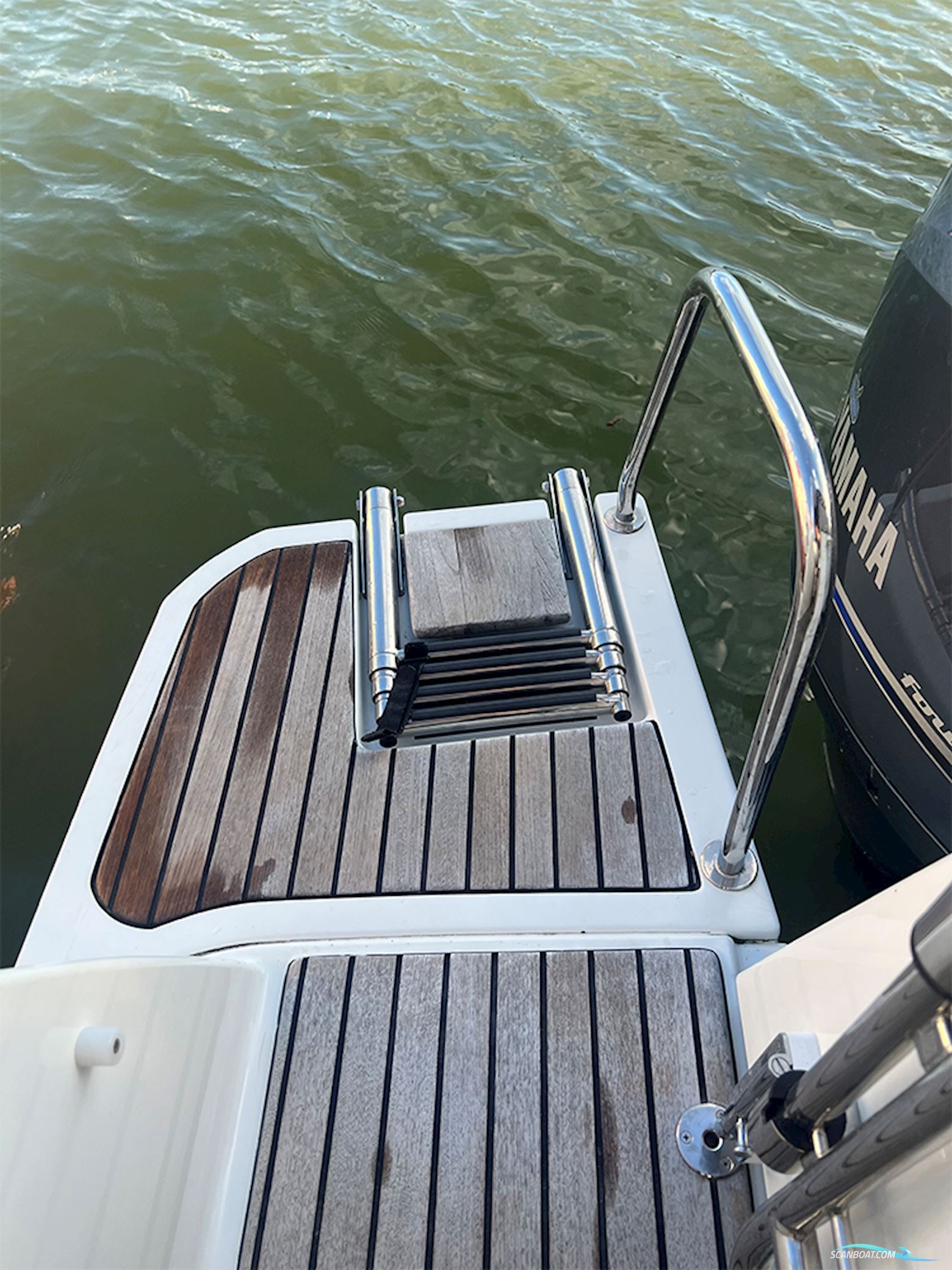 Jeanneau Merry Fisher 895