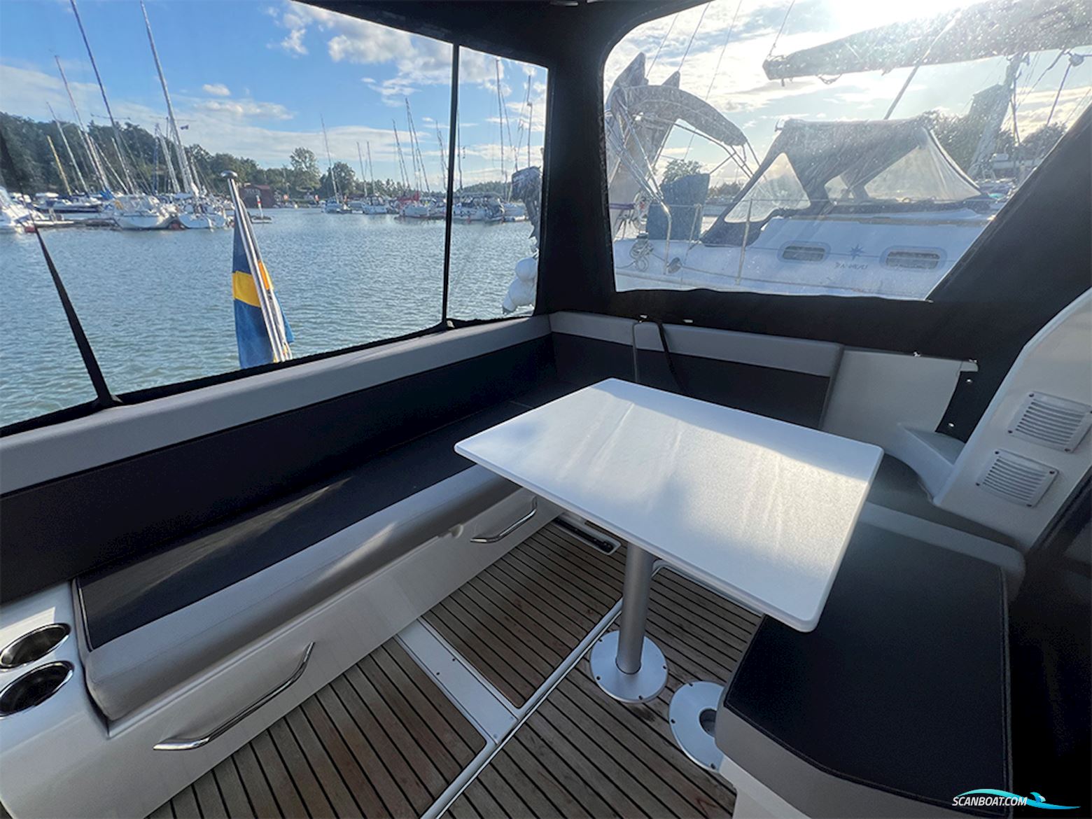 Jeanneau Merry Fisher 895