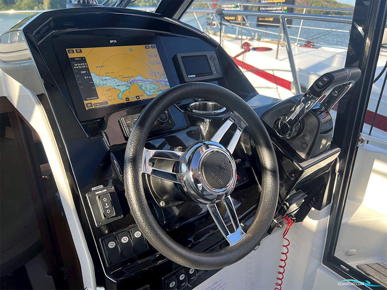 Jeanneau Merry Fisher 895