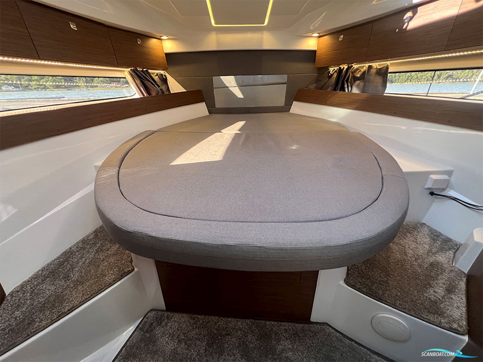 Jeanneau Merry Fisher 895