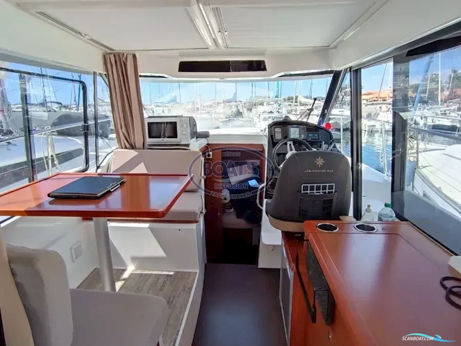 Jeanneau MERRY FISHER 895