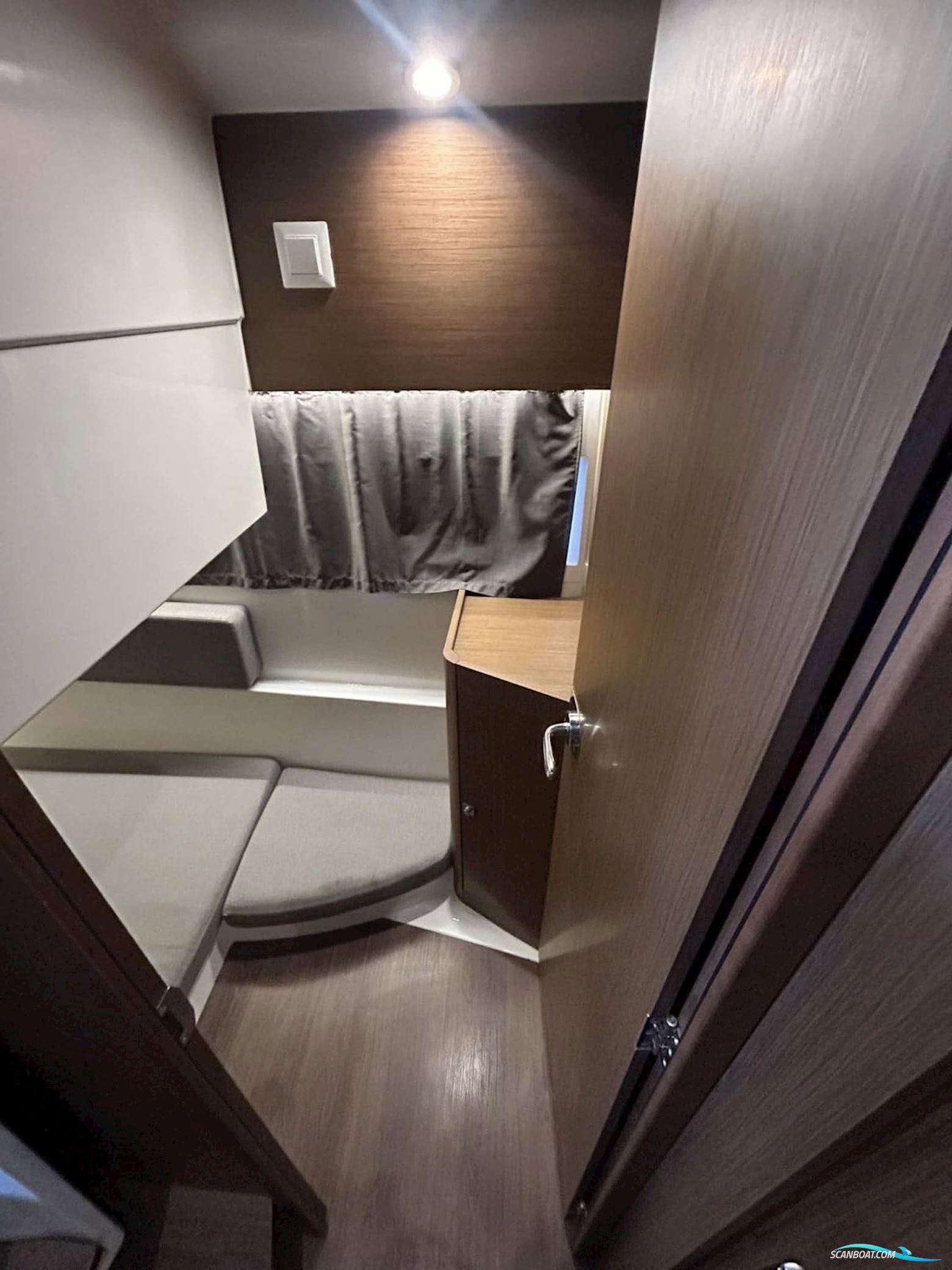 Jeanneau Merry Fisher 895