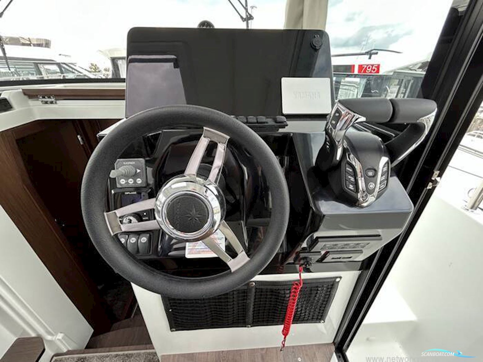 Jeanneau Merry Fisher 895 Sport