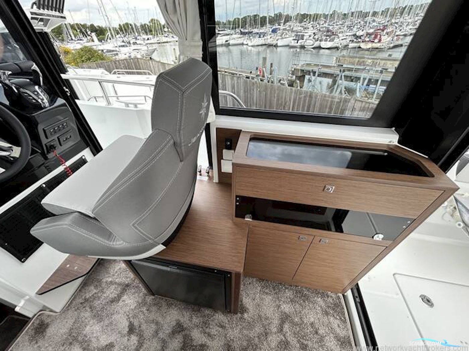 Jeanneau Merry Fisher 895 Sport