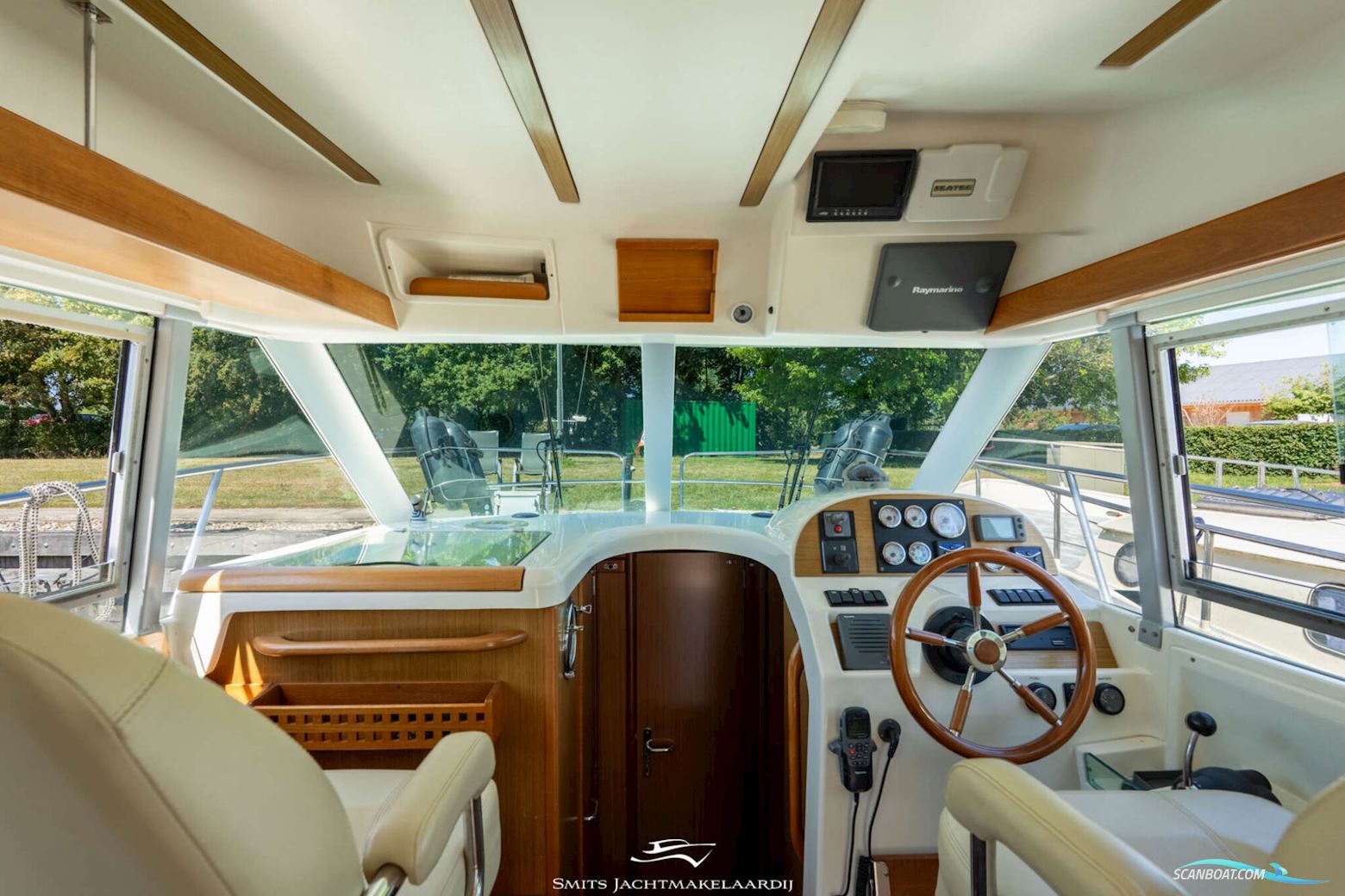 Jeanneau Merry Fisher 9.25 Flybridge