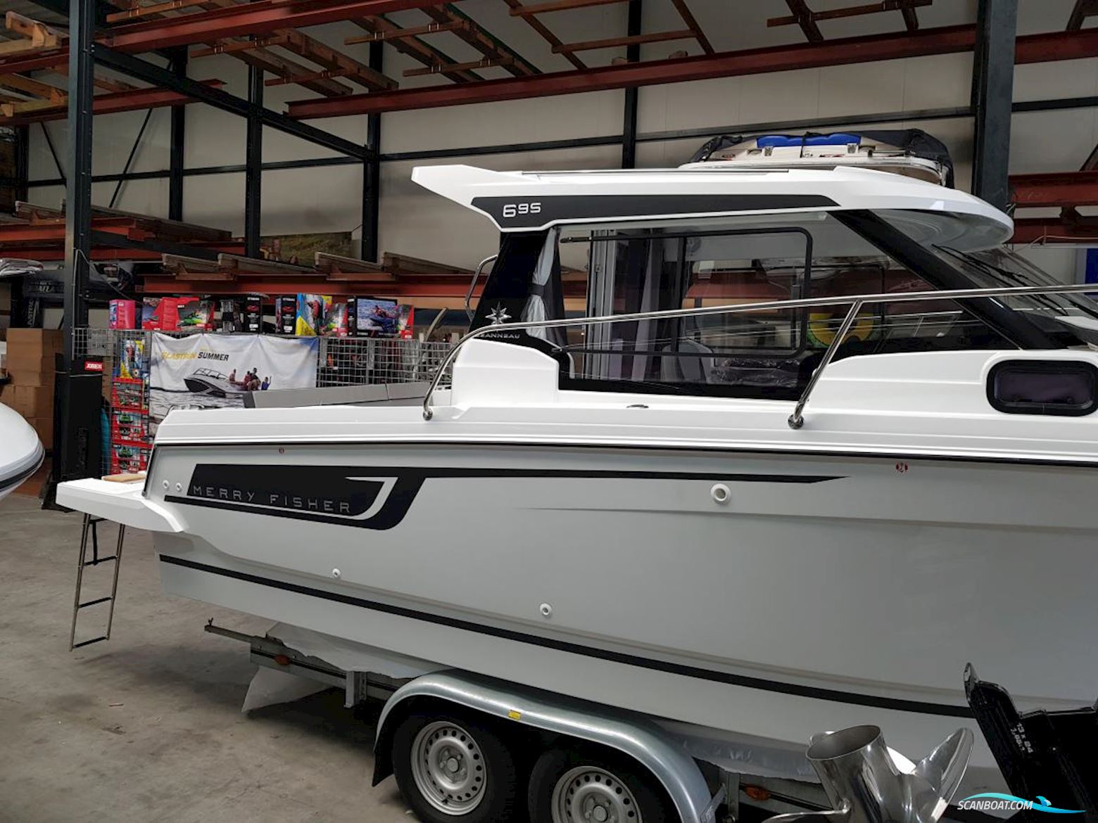 Jeanneau MF-695-serie2