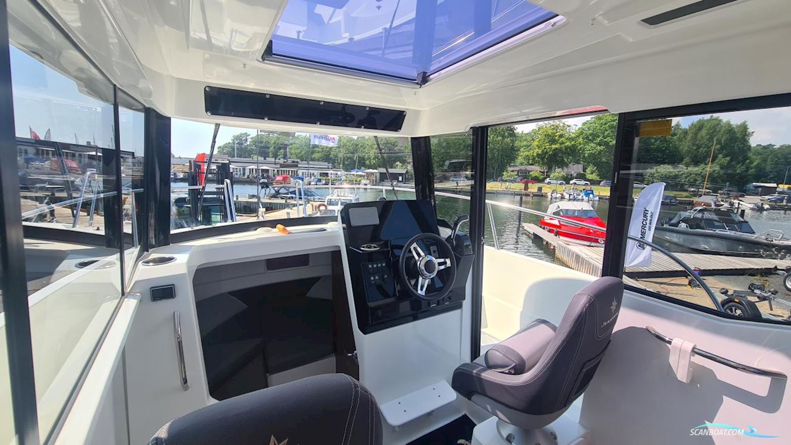 JEANNEAU MOTORBÅT 795 MERRY FISHER MARLIN