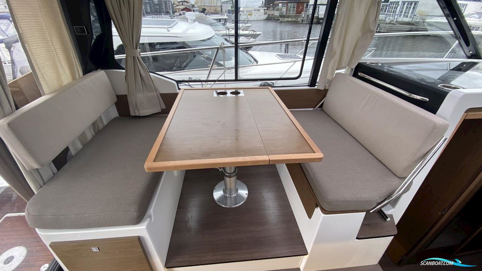 Jeanneau Motorbåt Merry Fisher 1095