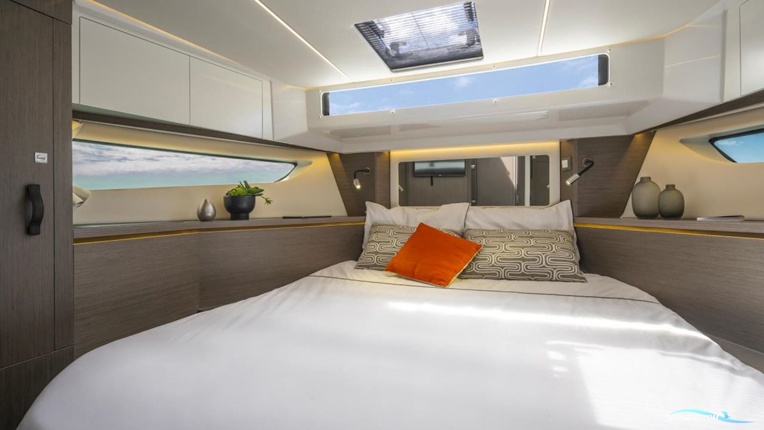 JEANNEAU MOTORBÅT MERRY FISHER 1295 FLY