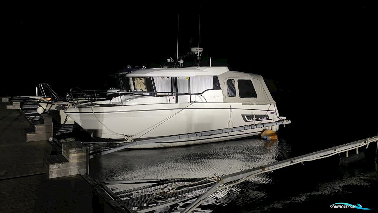 JEANNEAU MOTORBÅT MERRY FISHER 855 MARLIN