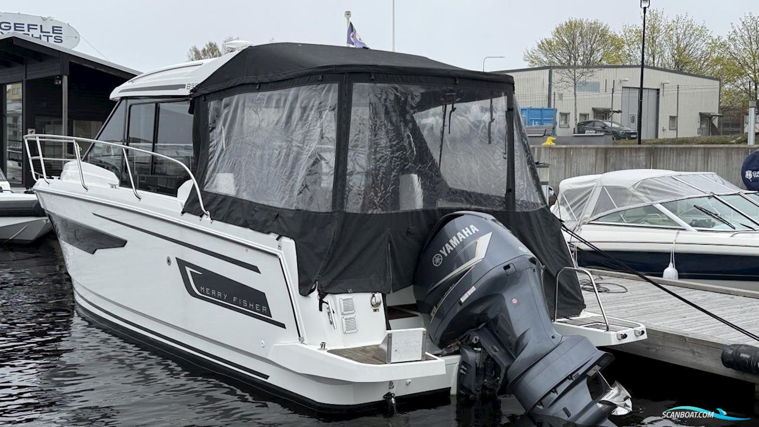 JEANNEAU MOTORBÅT MERRY FISHER 895