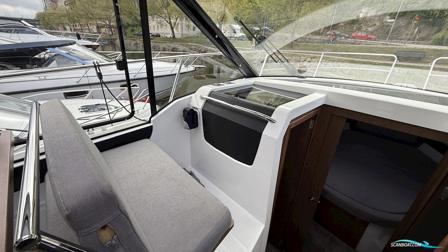 Jeanneau Motorbåt Merry Fisher 895