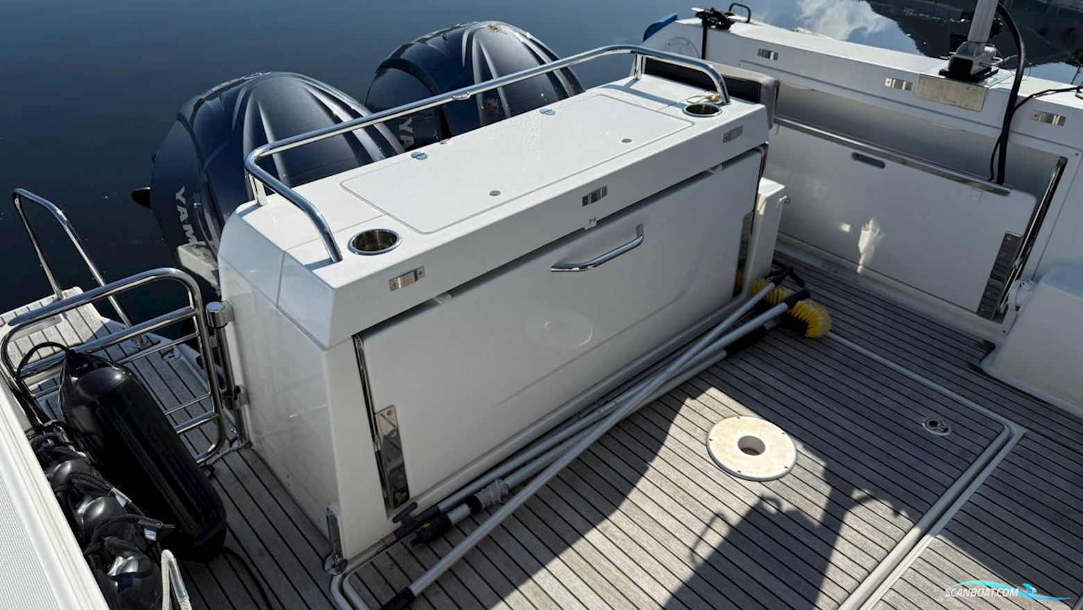 JEANNEAU MOTORBÅT MERRY FISHER 895 SPORT