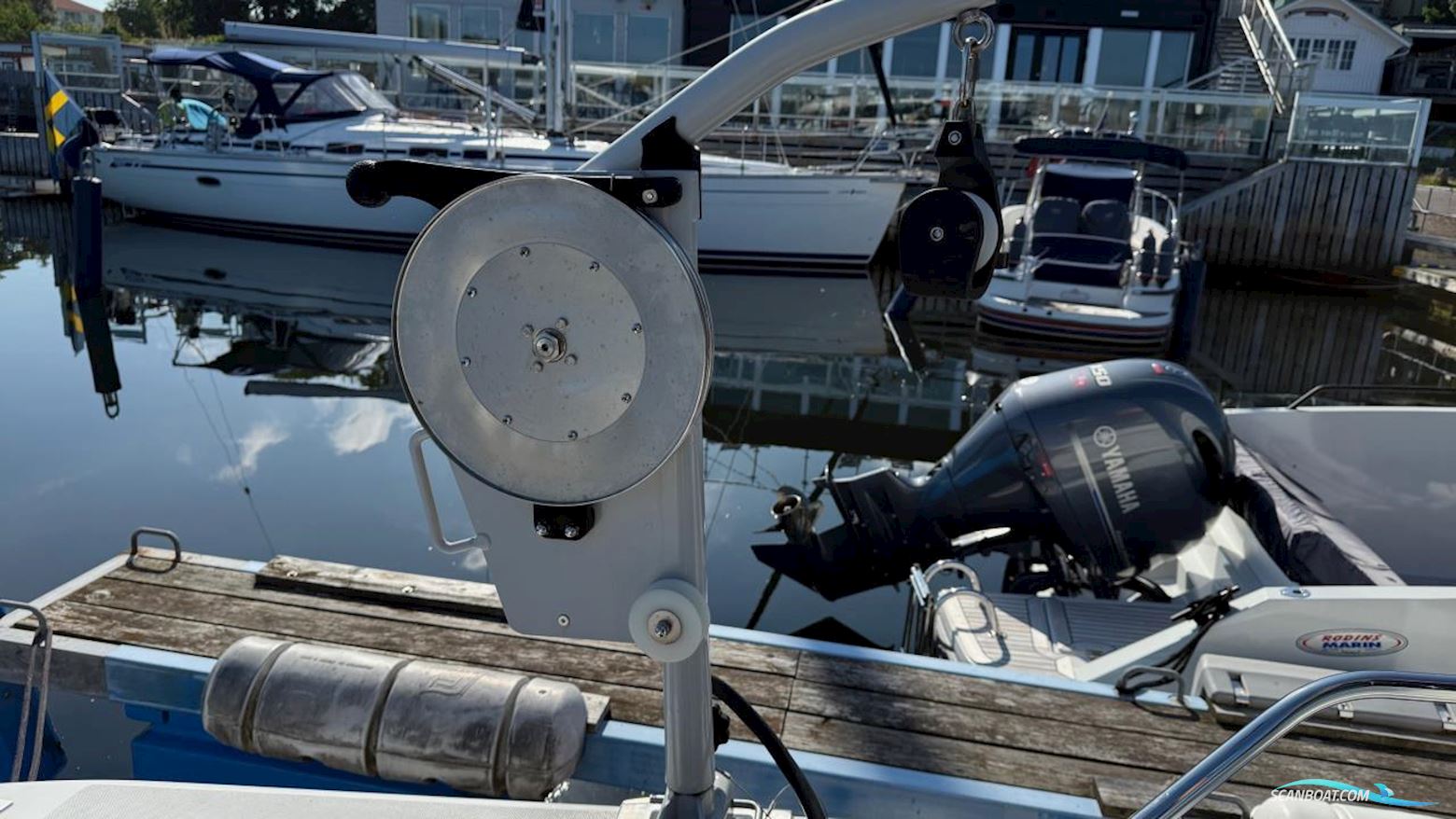 JEANNEAU MOTORBÅT MERRY FISHER 895 SPORT